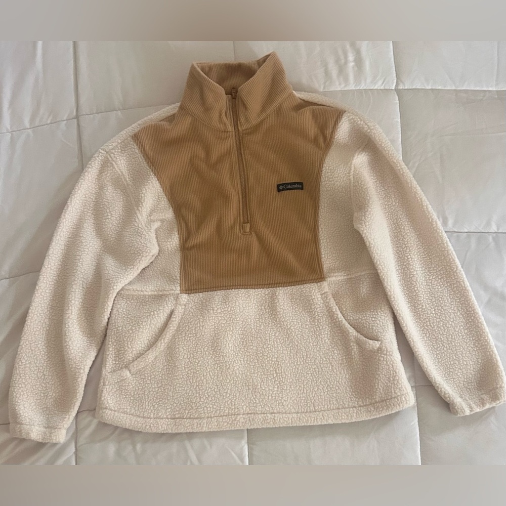 Columbia Womens L Quarter Zip Sherpa Fleece
Pullover  Cream and Tan